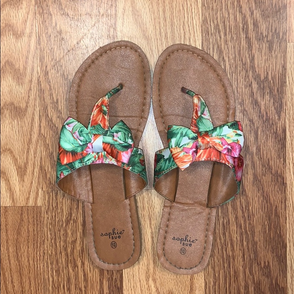 Sophie Sue Women’s Floral Sandals